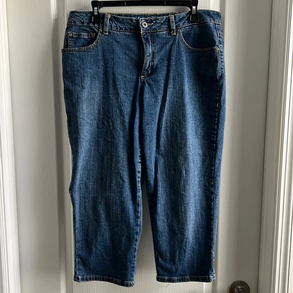 Denim Crop Jeans-Size 12 - Picture 1 of 3